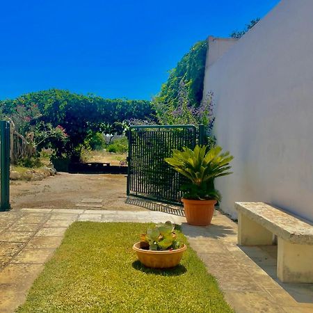 La Rondine Bed And Breakfast Уджано-ла-К'єза Екстер'єр фото